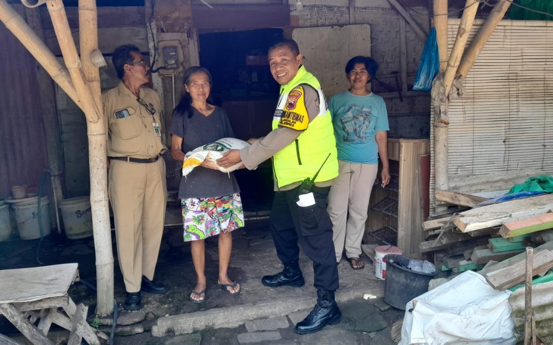 Bhabinkamtibmas Jagalan Gelar DDS dan Salurkan Bantuan Sembako kepada Warga Kurang Mampu