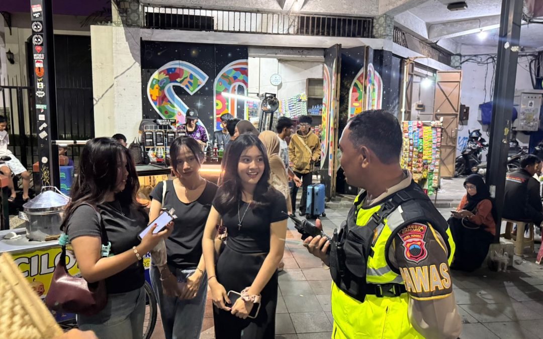 Sat Samapta Polresta Surakarta Gelar Patroli Dialogis Malam Hari