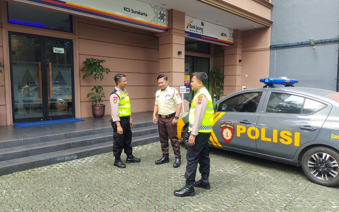 Patroli Dialogis Sat Samapta Polresta Surakarta Sambangi Objek Vital, Ciptakan Rasa Aman di Masyarakat