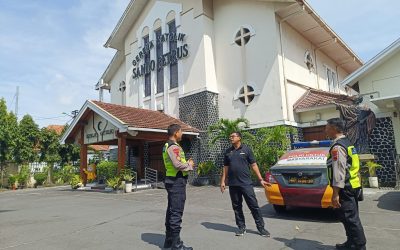 Pastikan Natal 2025 dan Tahun Baru 2026 Aman Kondusif, Sat Samapta Polresta Surakarta Rutin Patroli Gereja