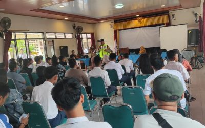 Bhabinkamtibmas Kelurahan Serengan Laksanakan Pembinaan terhadap Siswa yang Membolos dan Merokok