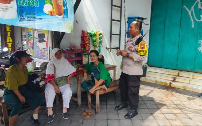 Bhabinkamtibmas Kelurahan Sumber Laksanakan Sambang DDS dan Patroli Dialogis, Sampaikan Imbauan Kamtibmas