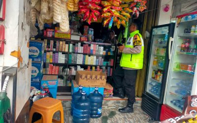 Dukung Ketahanan Pangan, Bhabinkamtibmas Jajaran Polresta Surakarta Turun Langsung Cek Ketersediaan Sembako