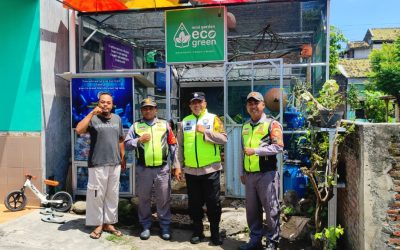 Bhabinkamtibmas Serengan Dukung Ketahanan Pangan Melalui Sambang Mini Garden Eco Green