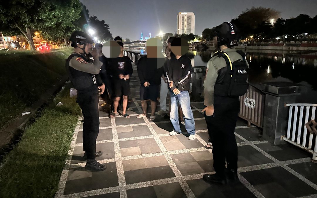 Tim Sparta Polresta Surakarta Amankan 8 Pemuda Asal Boyolali yang Kedapatan Pesta Miras di Kawasan Tirtonadi