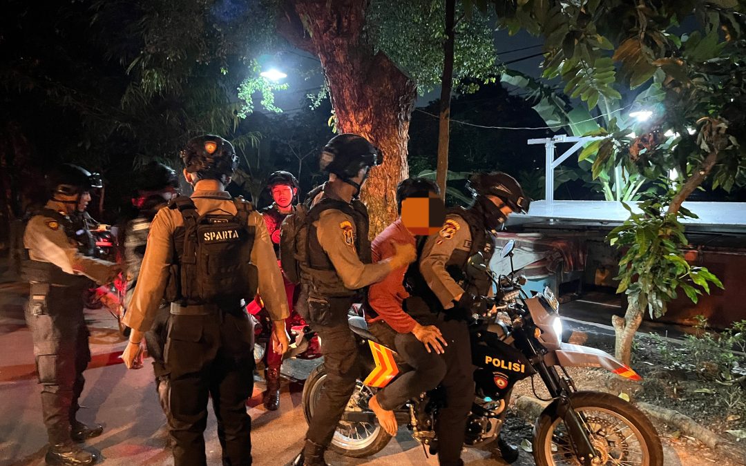 Tim Sparta Polresta Surakarta Amankan Dua Pemuda Pesta Miras di Pajang Laweyan