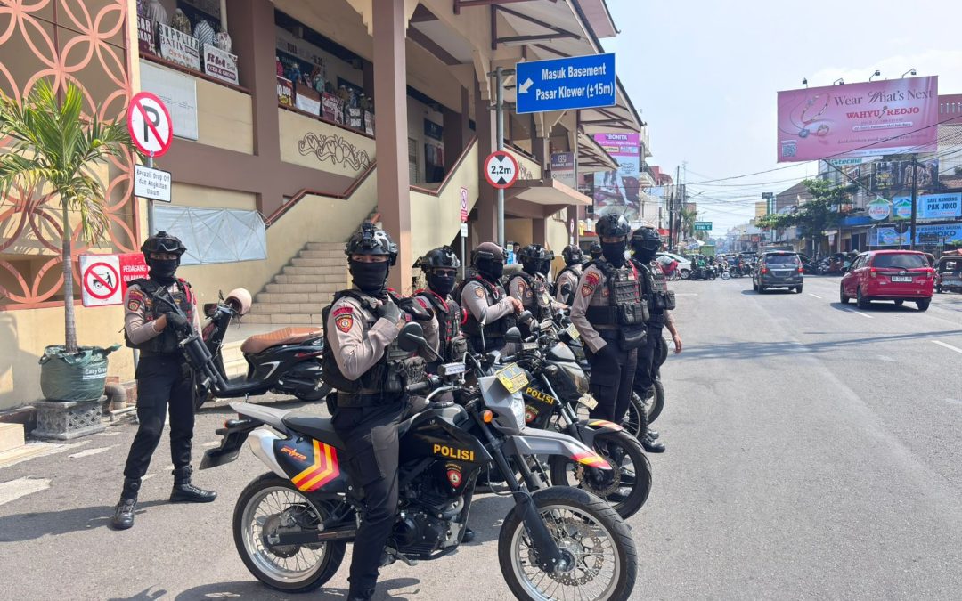 Patroli Dialogis Tim Sparta Polresta Surakarta Perkuat Harkamtibmas dan Kedekatan dengan Masyarakat