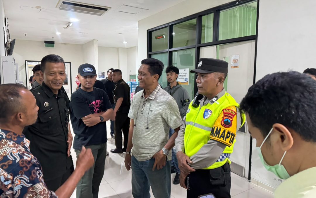 Polresta Surakarta Respons Cepat Aduan Masyarakat Melalui Layanan Polisi 110 di RSUD Dr. Moewardi