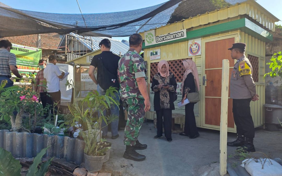 Dukung Ketahanan Pangan, Bhabinkamtibmas Purwosari Hadiri dan Monitoring Lomba Proklim Tingkat Kecamatan Laweyan