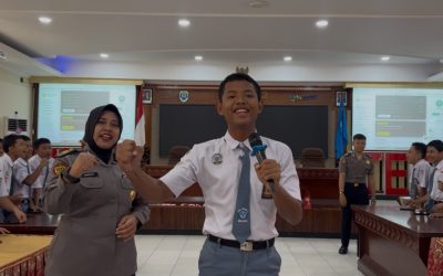 Polresta Surakarta Gelar Pelatihan AI di SMKN 2, Bekali Pelajar Bijak Gunakan Teknologi