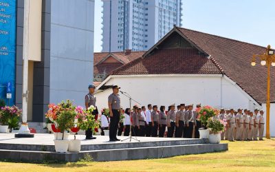 Wakapolresta Surakarta Tekankan Solidaritas dan Kesehatan Personel Saat Apel Jam Pimpinan