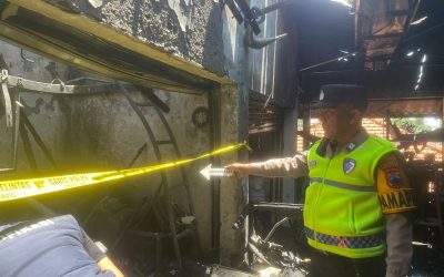 Polresta Surakarta Tindaklanjuti Kebakaran Tiga Kios di Pasar Klitikan Notoharjo