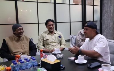 Ojol dan Polisi Satu Meja, Mbah Con: Kita Semua Saudara