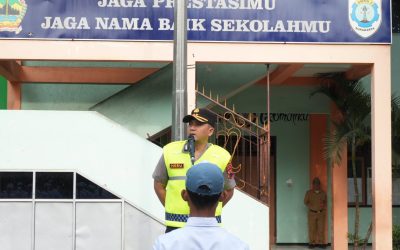 Polisi Masuk Sekolah, Wakapolresta Surakarta Ajak Pelajar Jadi Pelopor Keselamatan Berlalu Lintas