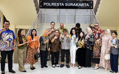 Kapolresta Surakarta dan Dosen Terbaik UPH Satu Meja, Berbagi Ilmu dan Gagasan